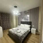 Roan Luxe * Tirana