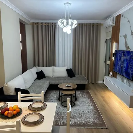 Roan Luxe Lägenhet Tirana