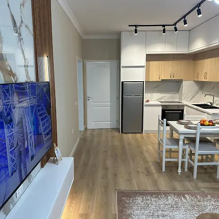 Roan Luxe Apartment *