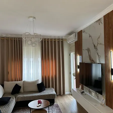 Roan Luxe * تيرانا