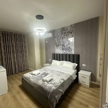 Roan Luxe * تيرانا