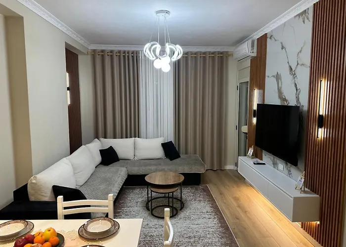 Roan Luxe Apartment *